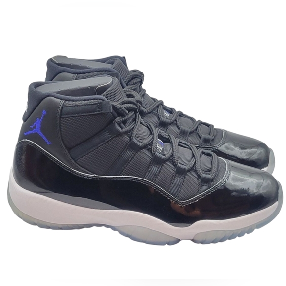 Men's Jordan 11 Space Jam (2016) - Picture 4 of 11